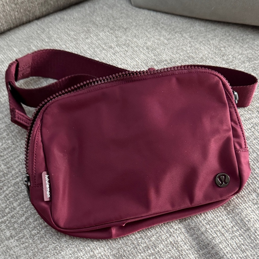 Lululemon Athletica Burgundy Belt Bag